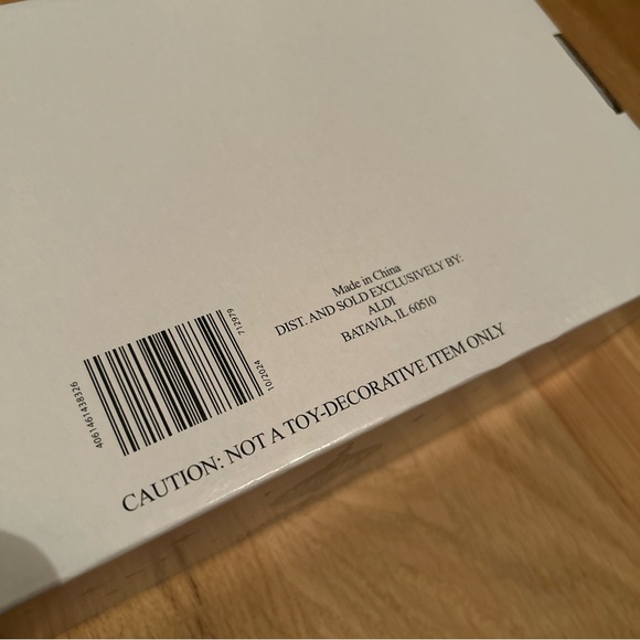 2024 Aldi Merry Moments Glass Christmas Ornament Set of 3 NIB - Picture 7 of 7